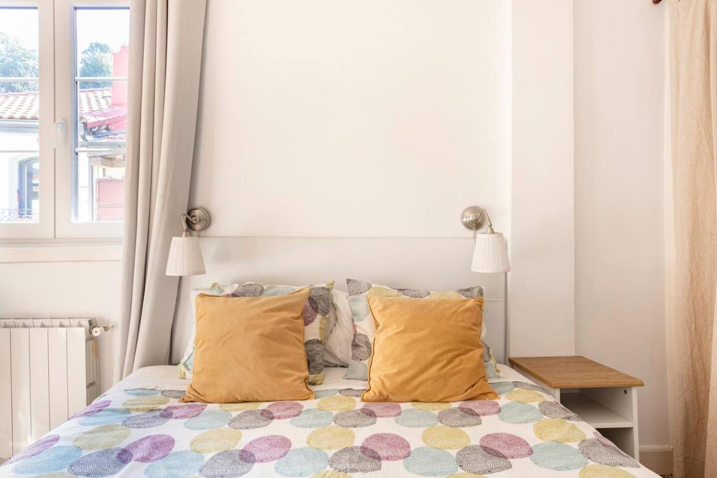Plaza Nueva Habitaciones Більбао Номер фото